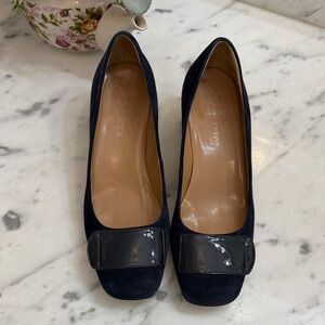 Talbots Navy and Black suede low heel pumps 6.5 M